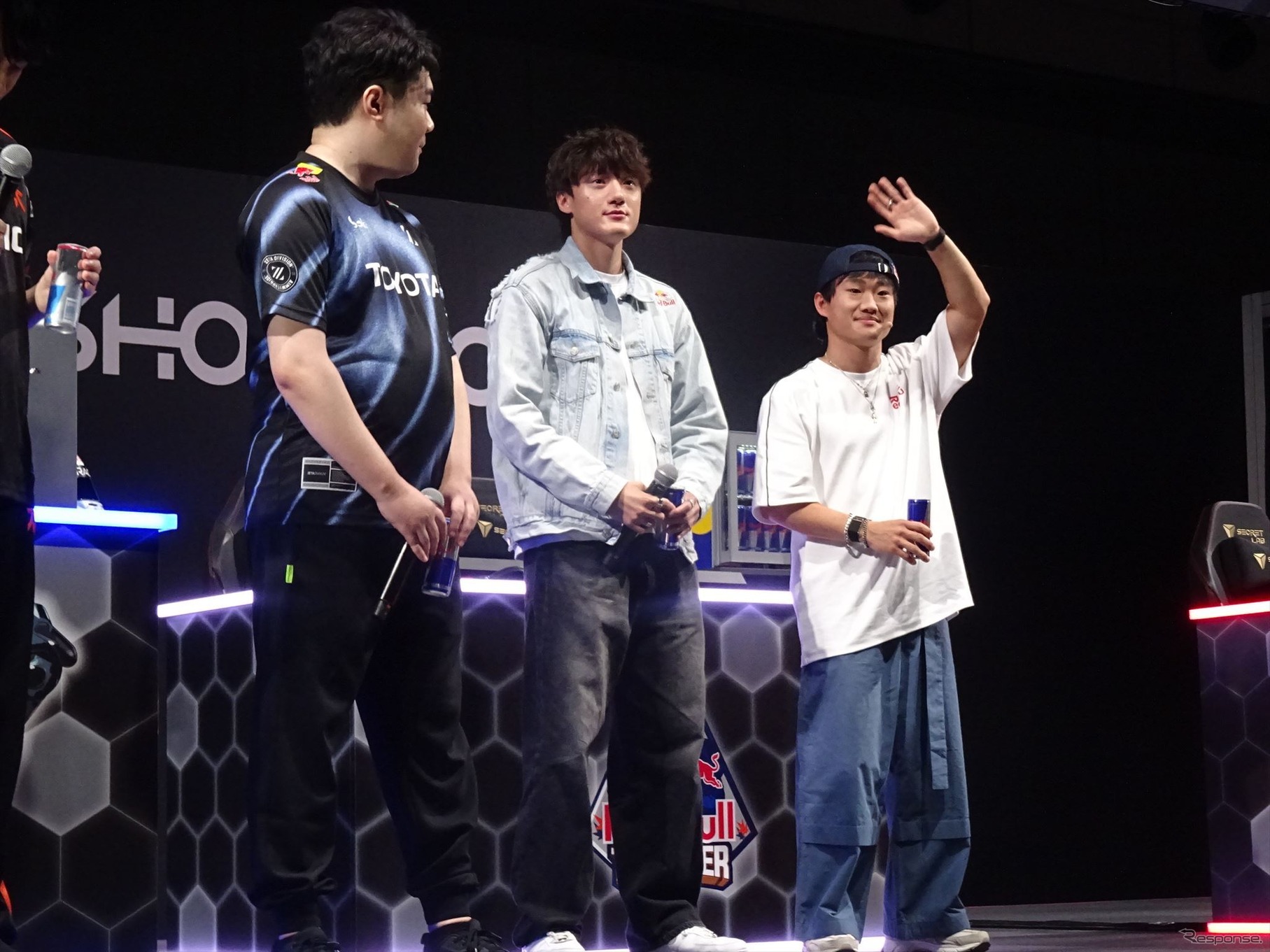 チーム角田　左からJunia（ZETA DIVISION所属）、iiTzTimmy(ティミー）、角田裕毅