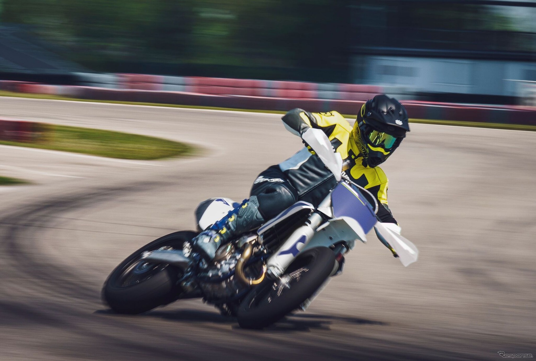 ハスクバーナ『FS 450』の2026年モデル