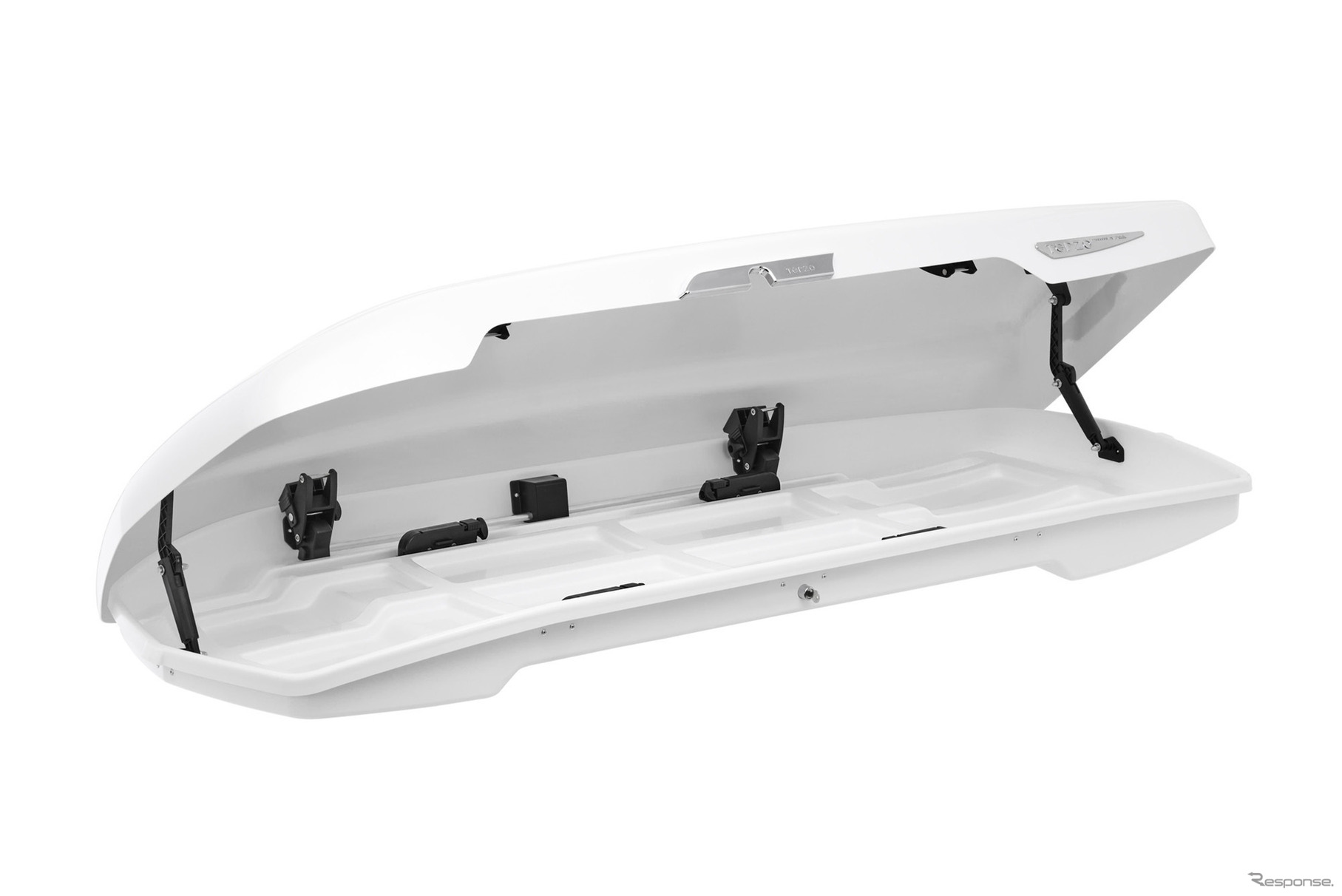 PIAA・テルッツォブランドの次世代ルーフボックス「グランフォーマフレックス」に新色のホワイトが登場