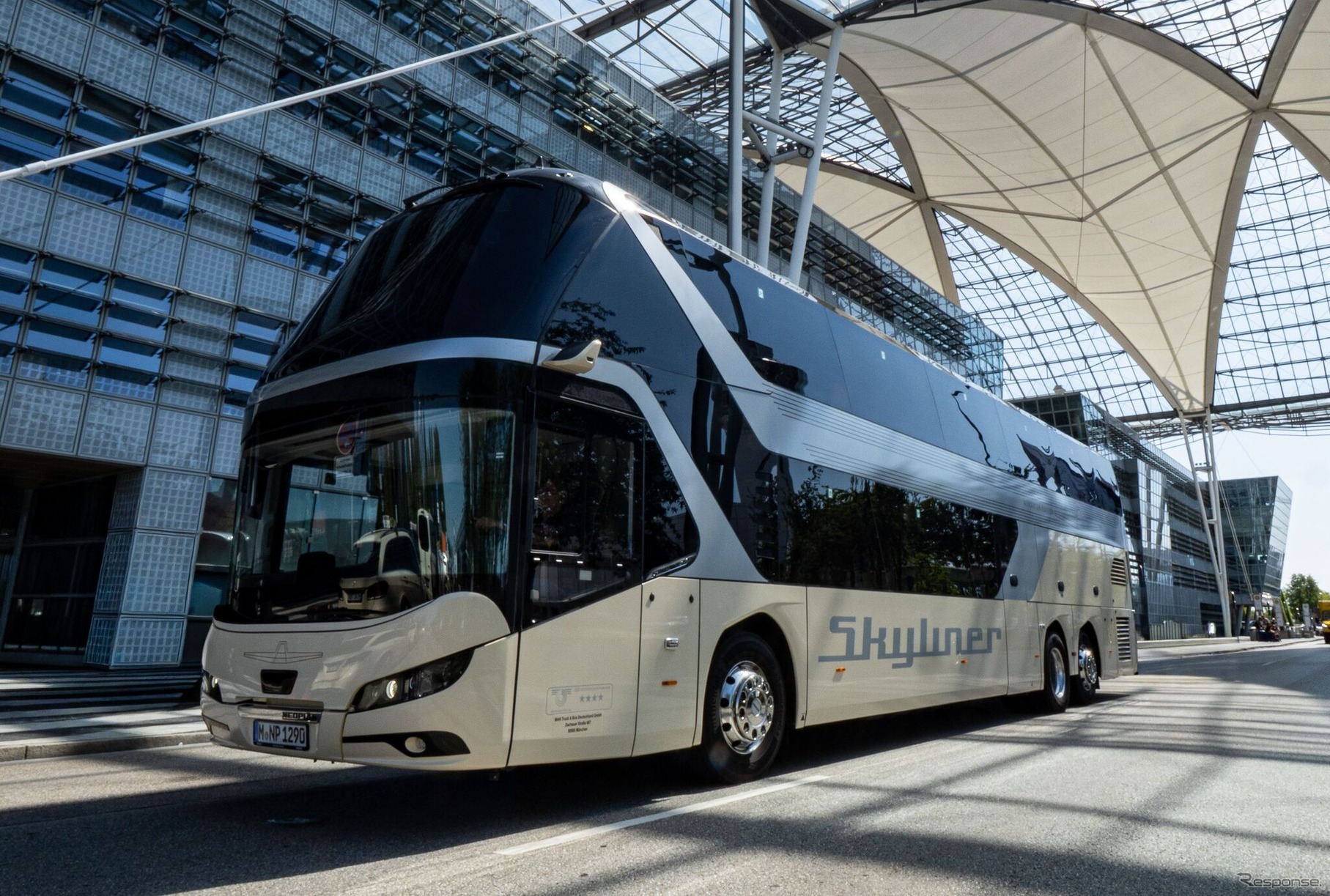 2階建てバス『スカイライナー』の特別仕様車「アウヴェルター・エディション」