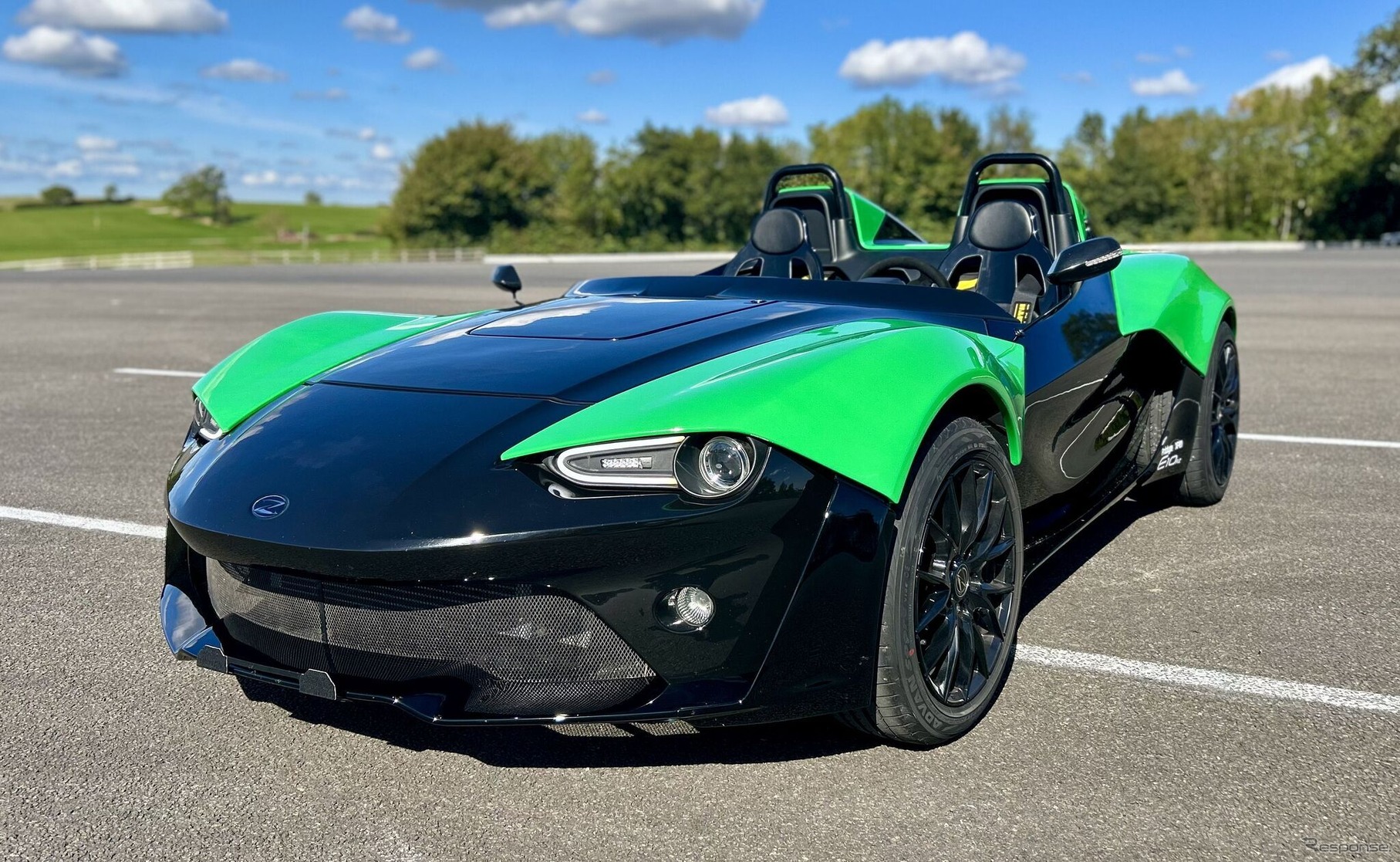 ゼノス（Zenos）『E10 RZ』のエンジニアリングプロトタイプ