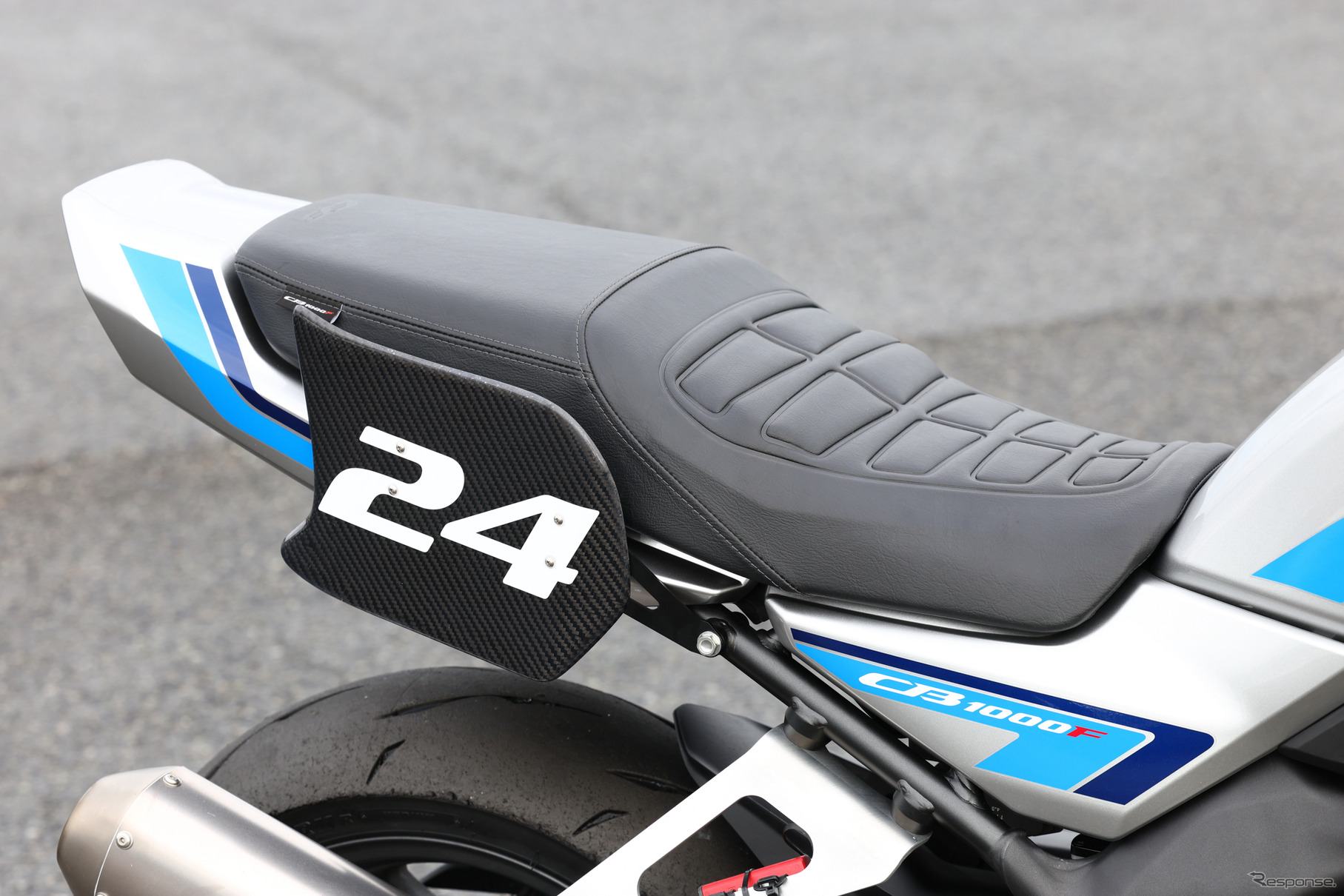 「鉄馬レース」に参戦したホンダ『CB1000F Concept』