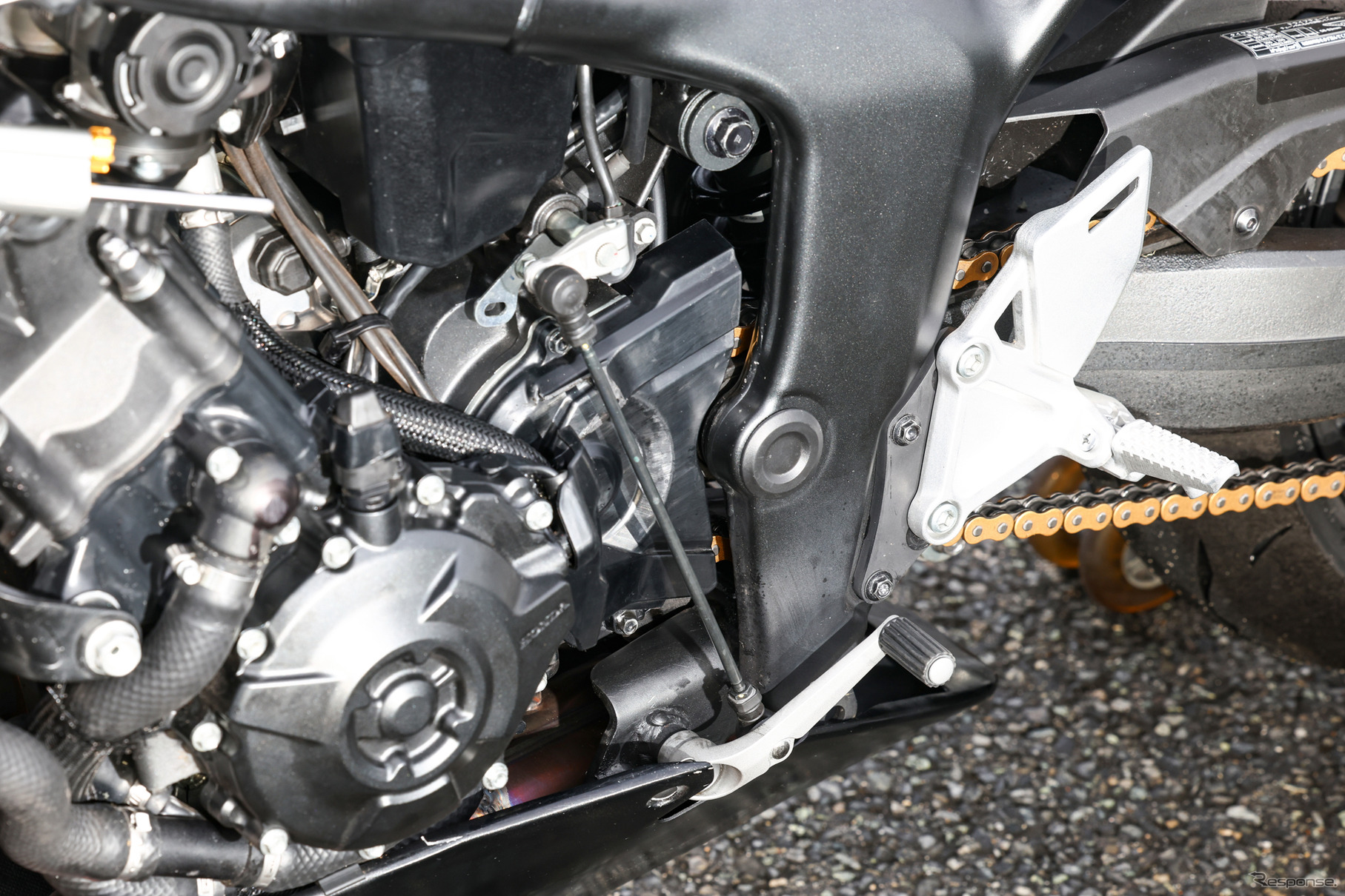 「鉄馬レース」に参戦したホンダ『CB1000F Concept』
