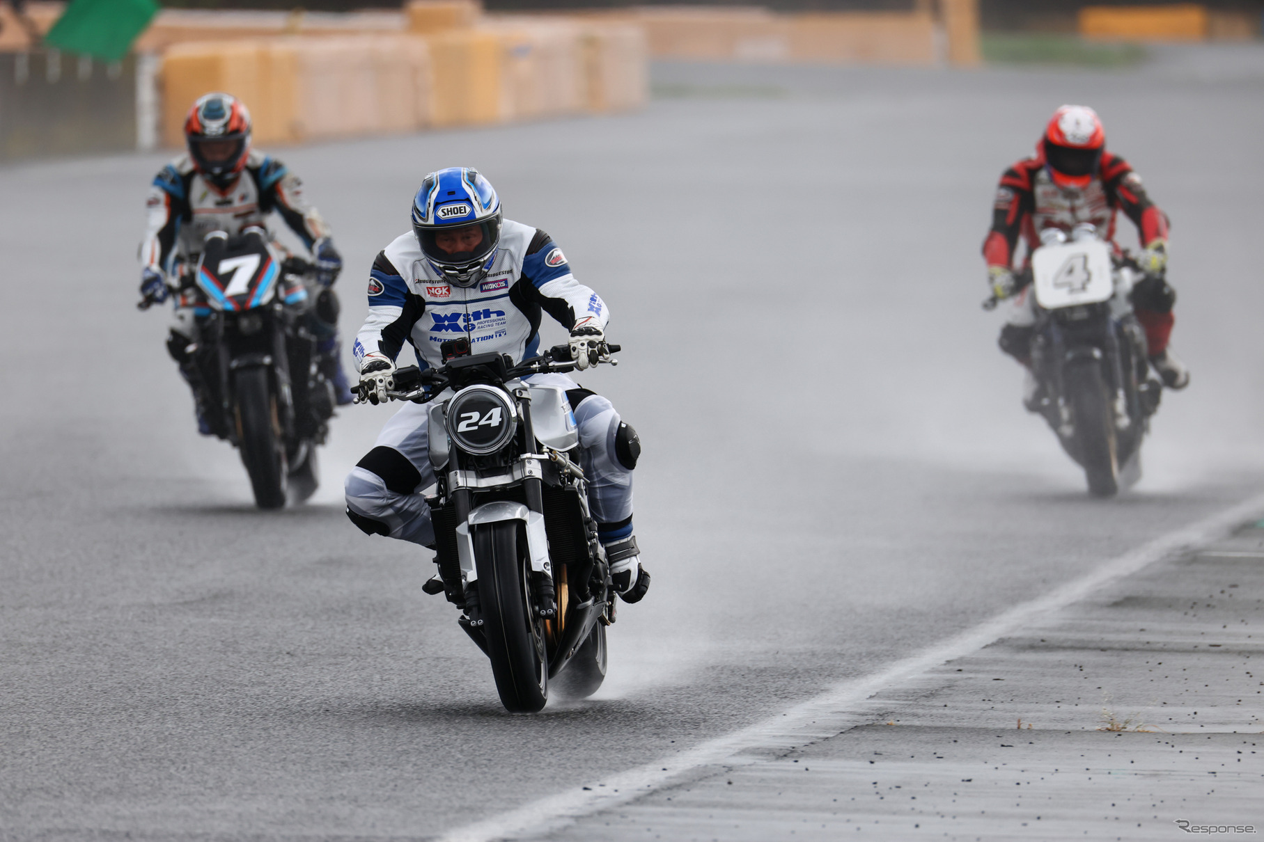 「鉄馬レース」に参戦したホンダ『CB1000F Concept』