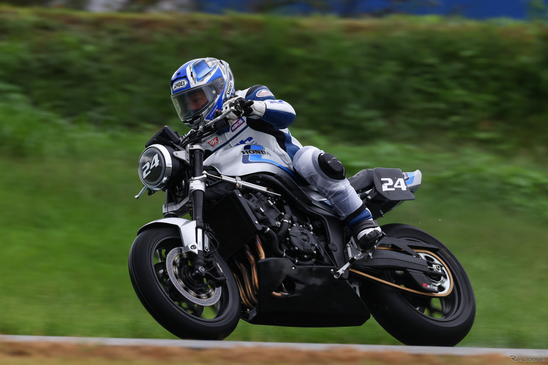 「鉄馬レース」に参戦したホンダ『CB1000F Concept』