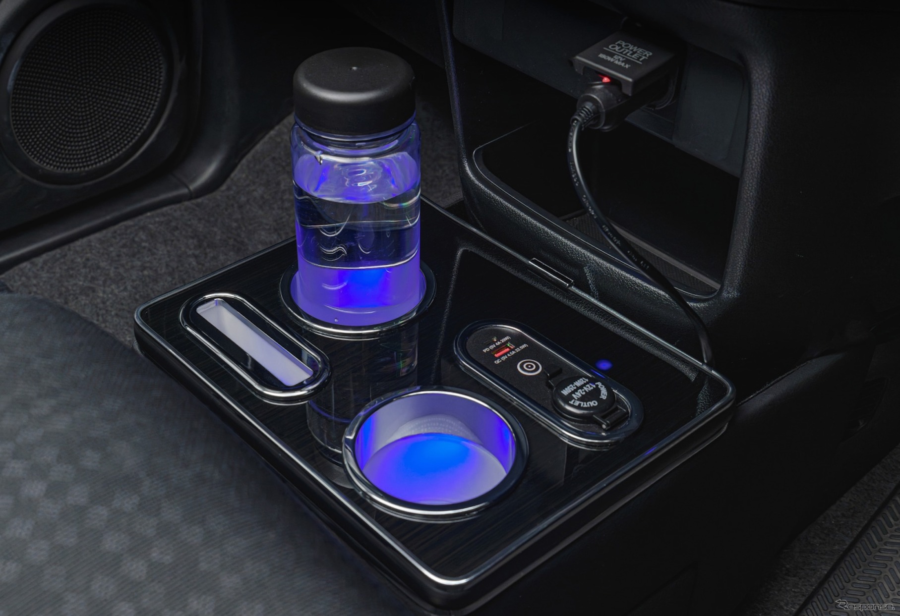 クラフトワークスの初代ホンダ『N-BOX』専用LEDコンソールボックス