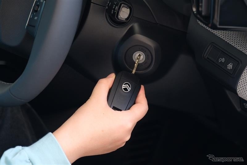シトロエンC3新型