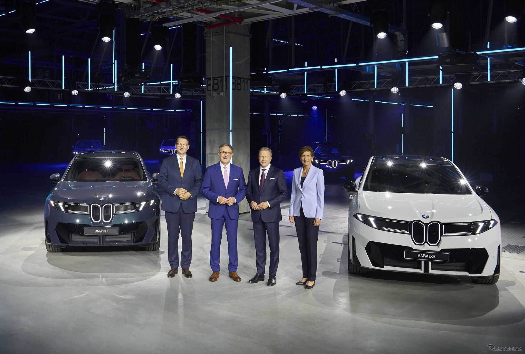 BMWグループがハンガリー・デブレツェンに建設した最新工場を開所