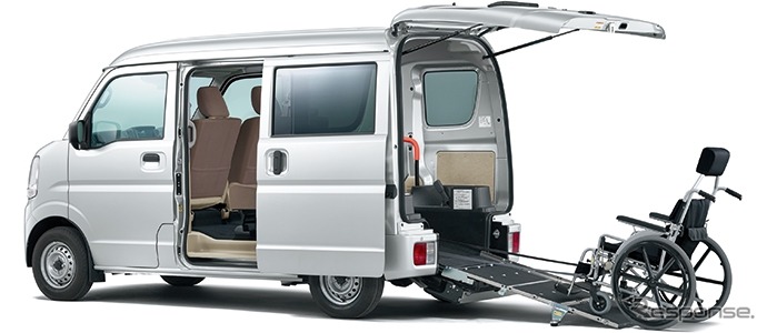 エブリイ 車いす移動車
