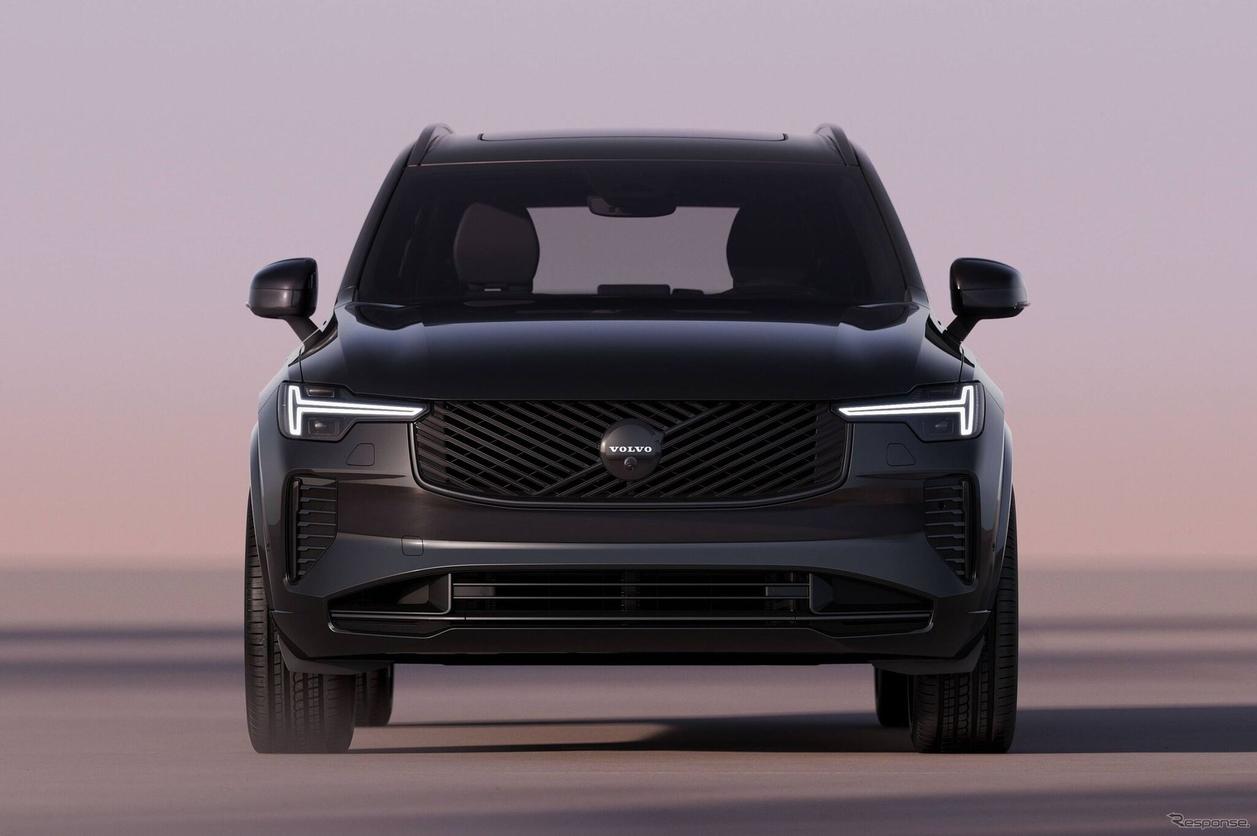 ボルボ『XC90』の「ブラックエディション」