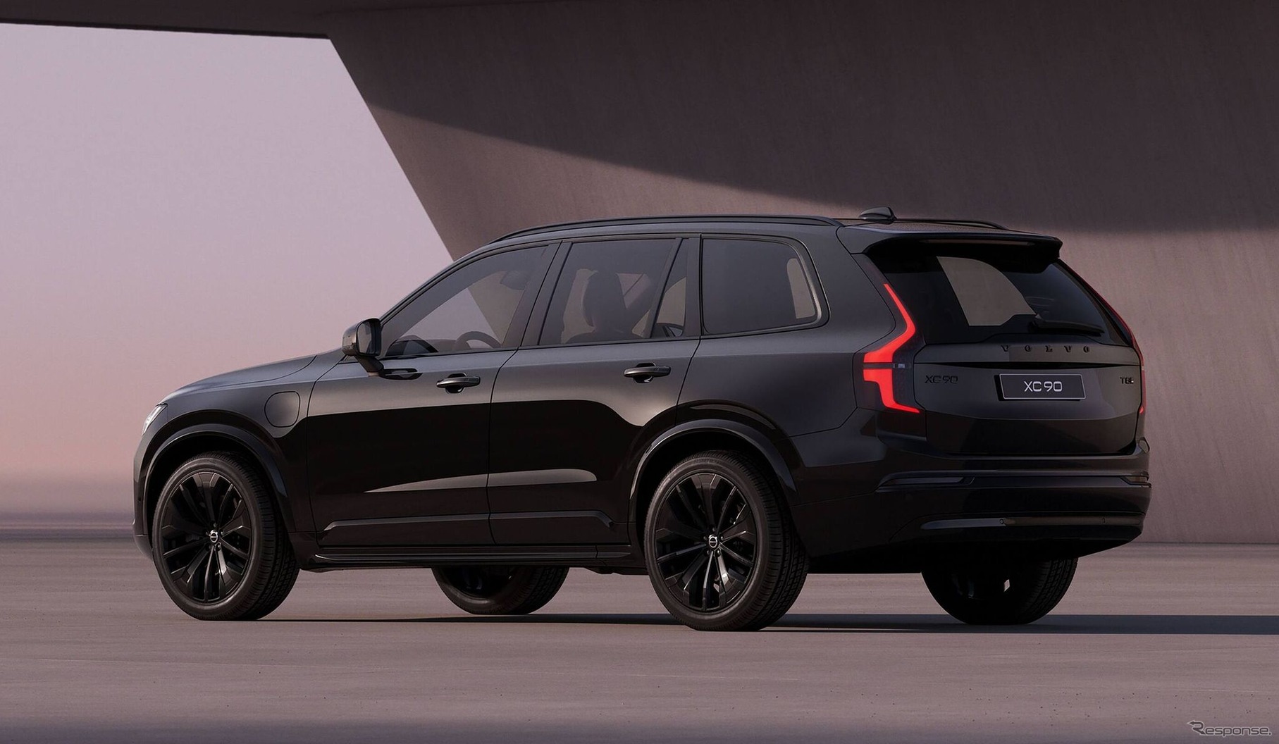 ボルボ『XC90』の「ブラックエディション」