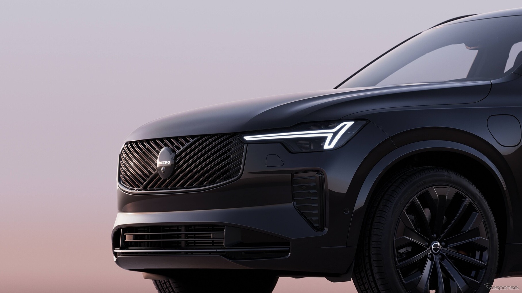 ボルボ『XC90』の「ブラックエディション」