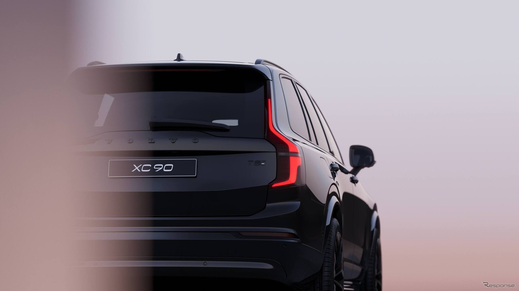 ボルボ『XC90』の「ブラックエディション」