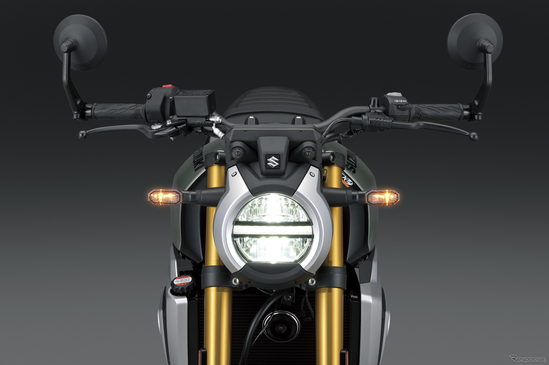 スズキ GSX-8T
