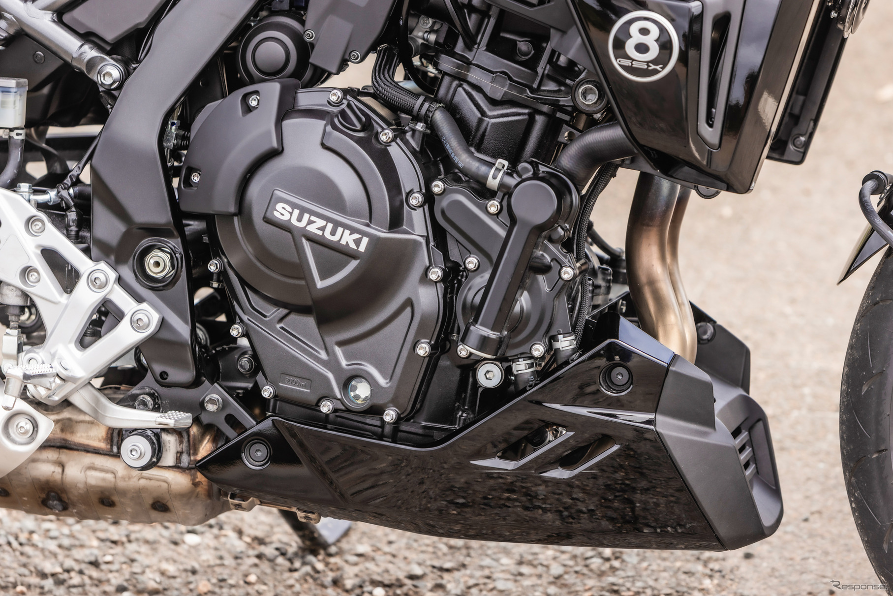 スズキ GSX-8T/GSX-8TT