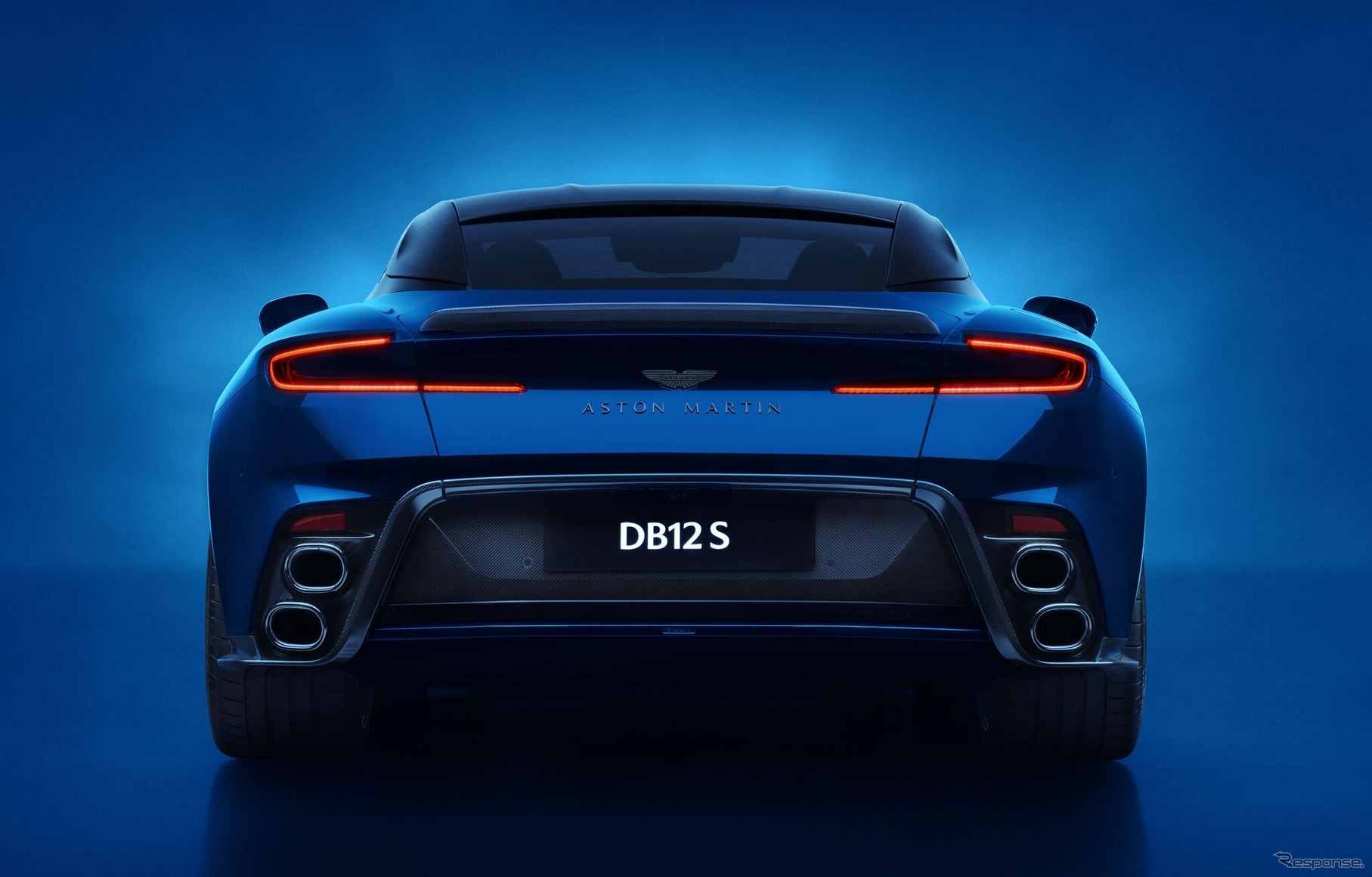 アストンマーティン DB12 S