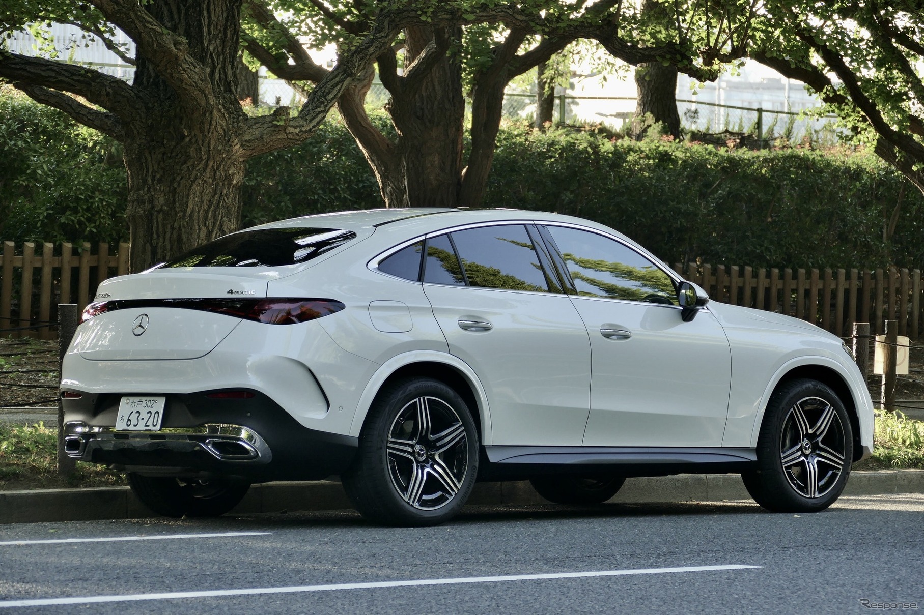 メルセデスベンツ GLC 220d 4MATIC クーペ（ISG）