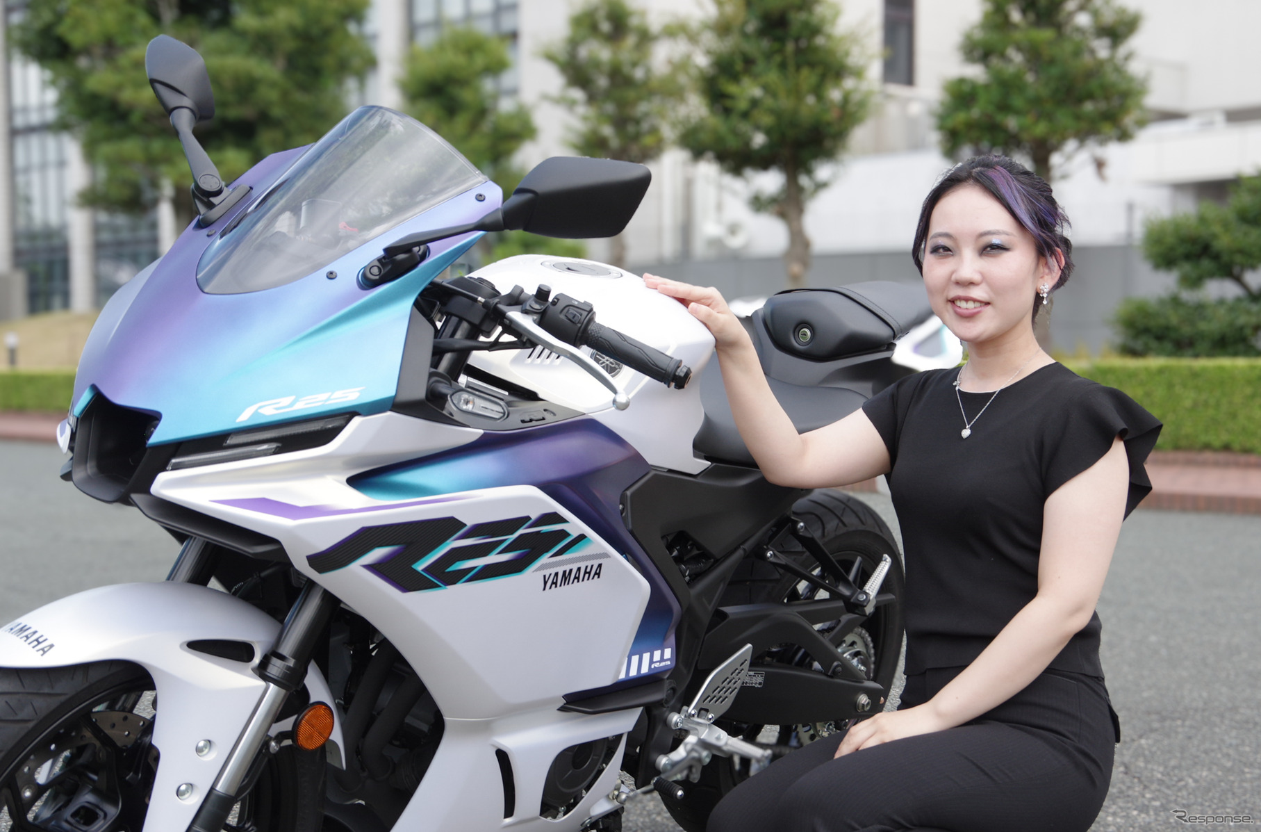 ヤマハ発動機 プロダクトデザイン部で新型『YZF-R25/R3』のカラーリング企画を担当した溝越万莉さん