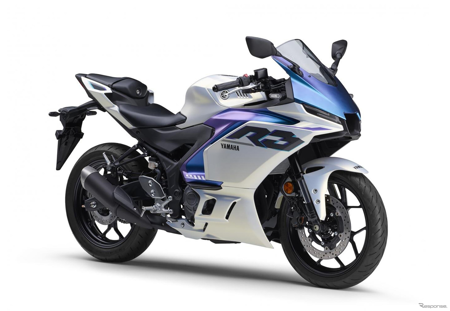 ヤマハ YZF-R25（マットパールホワイト）