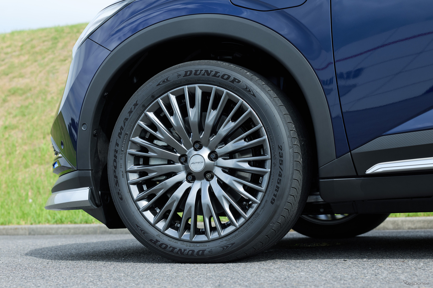 日産 リーフ 新型の「AUTECH」