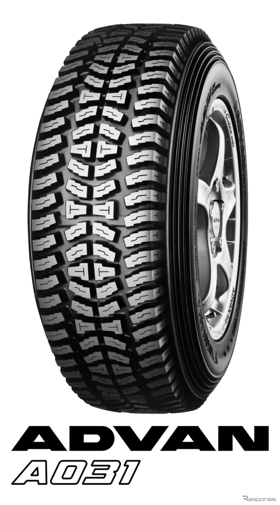 軟質路面用の「ADVAN A031」