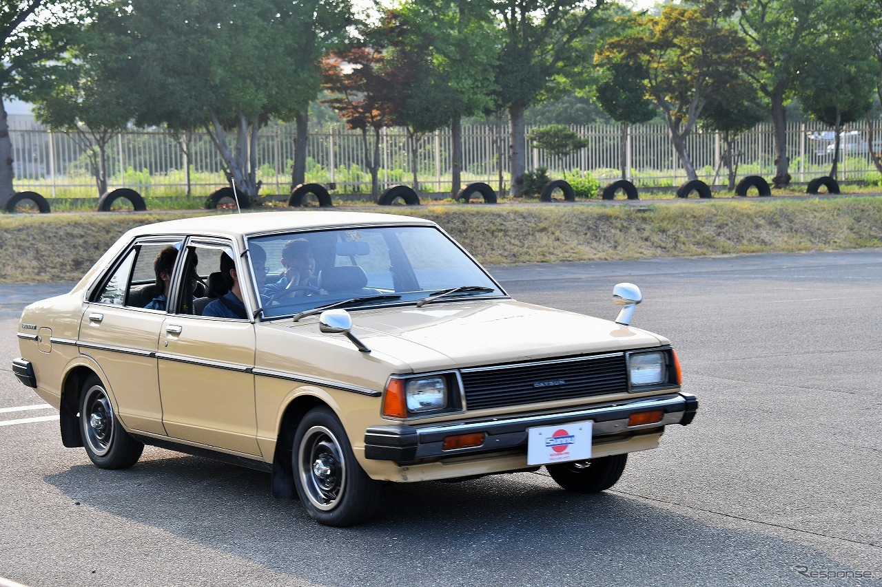埼玉自動車大学校クラシックカークラブ