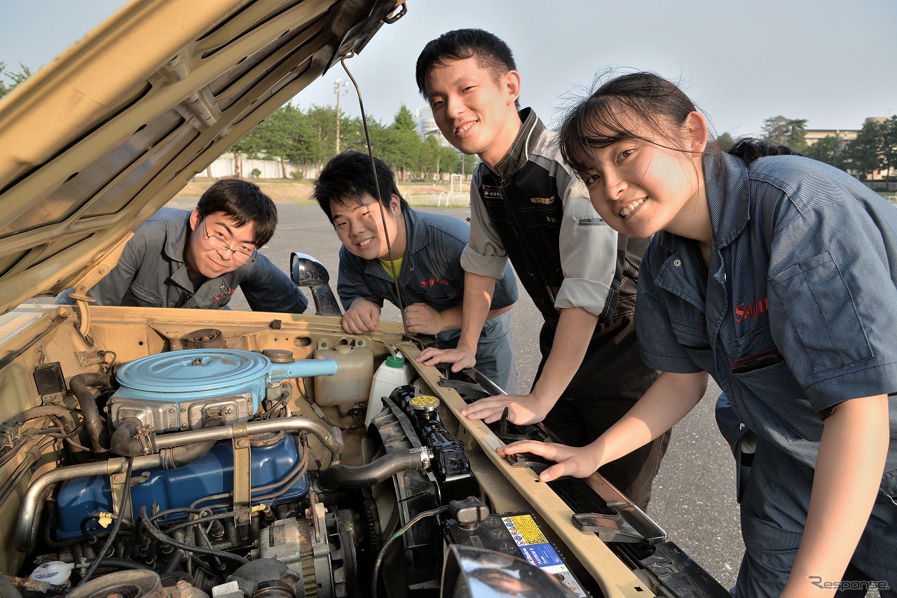 埼玉自動車大学校クラシックカークラブ