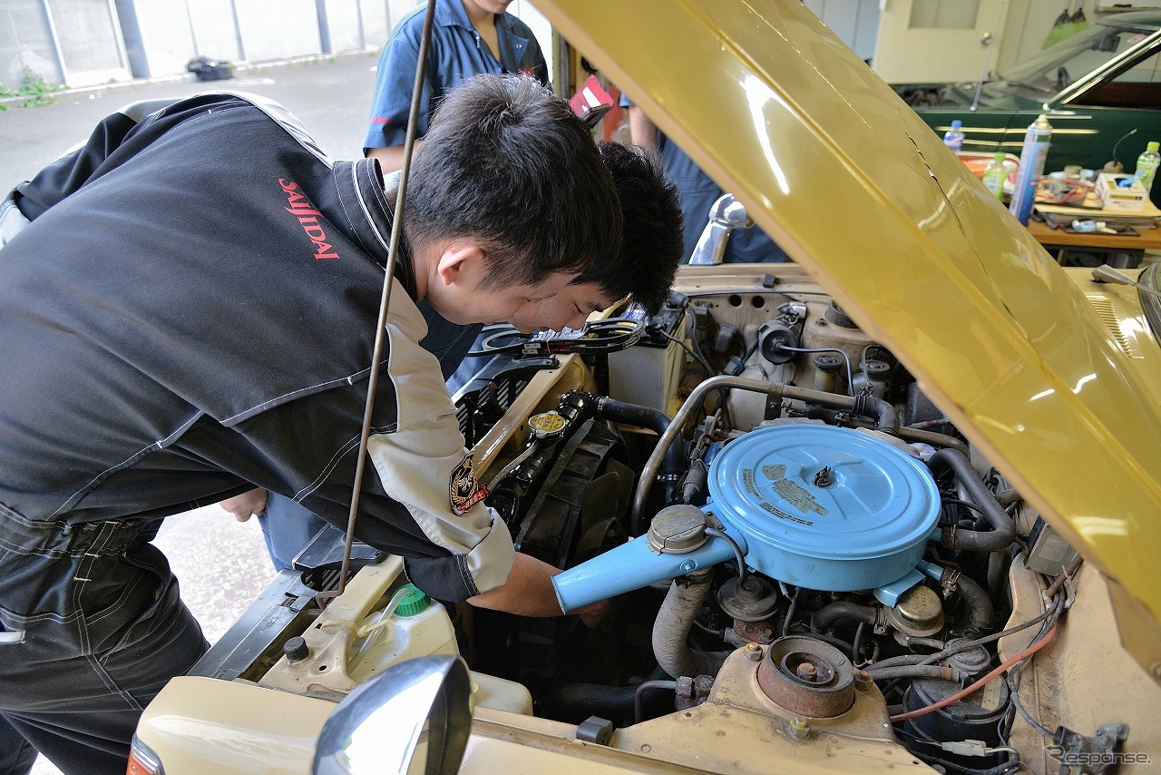埼玉自動車大学校クラシックカークラブ