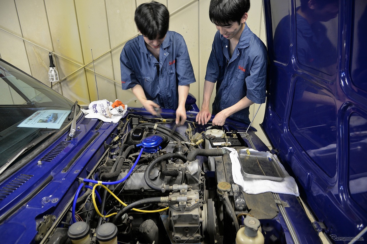 埼玉自動車大学校クラシックカークラブ