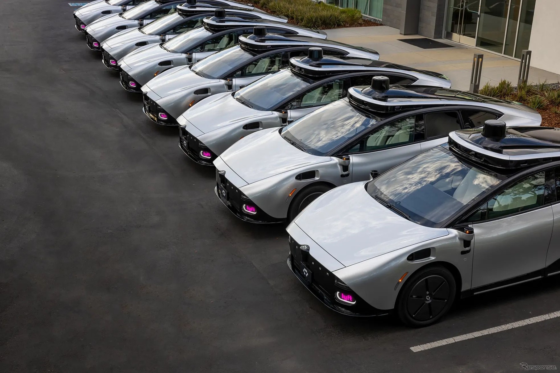 テンサーのレベル4自動運転「ロボカー」をライドシェア大手の米リフトが導入へ