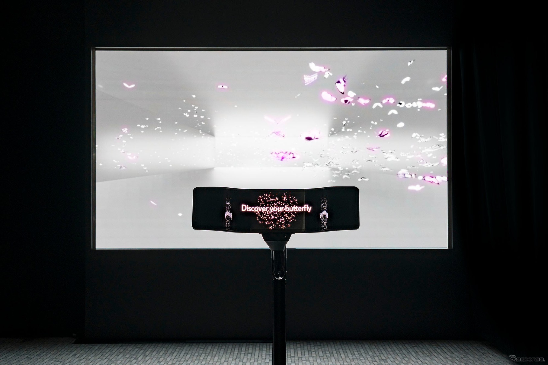 インタラクティブ作品『Discover Your Butterfly -Butterfly is your symbol unrealized potential to make an impact on the world-』