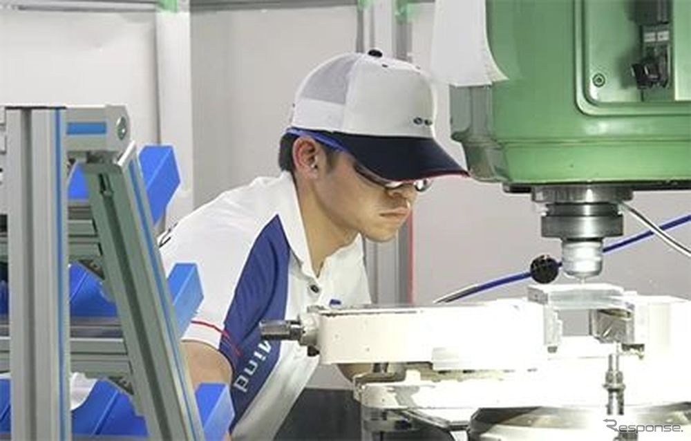 銀賞を受賞した中里宥氏