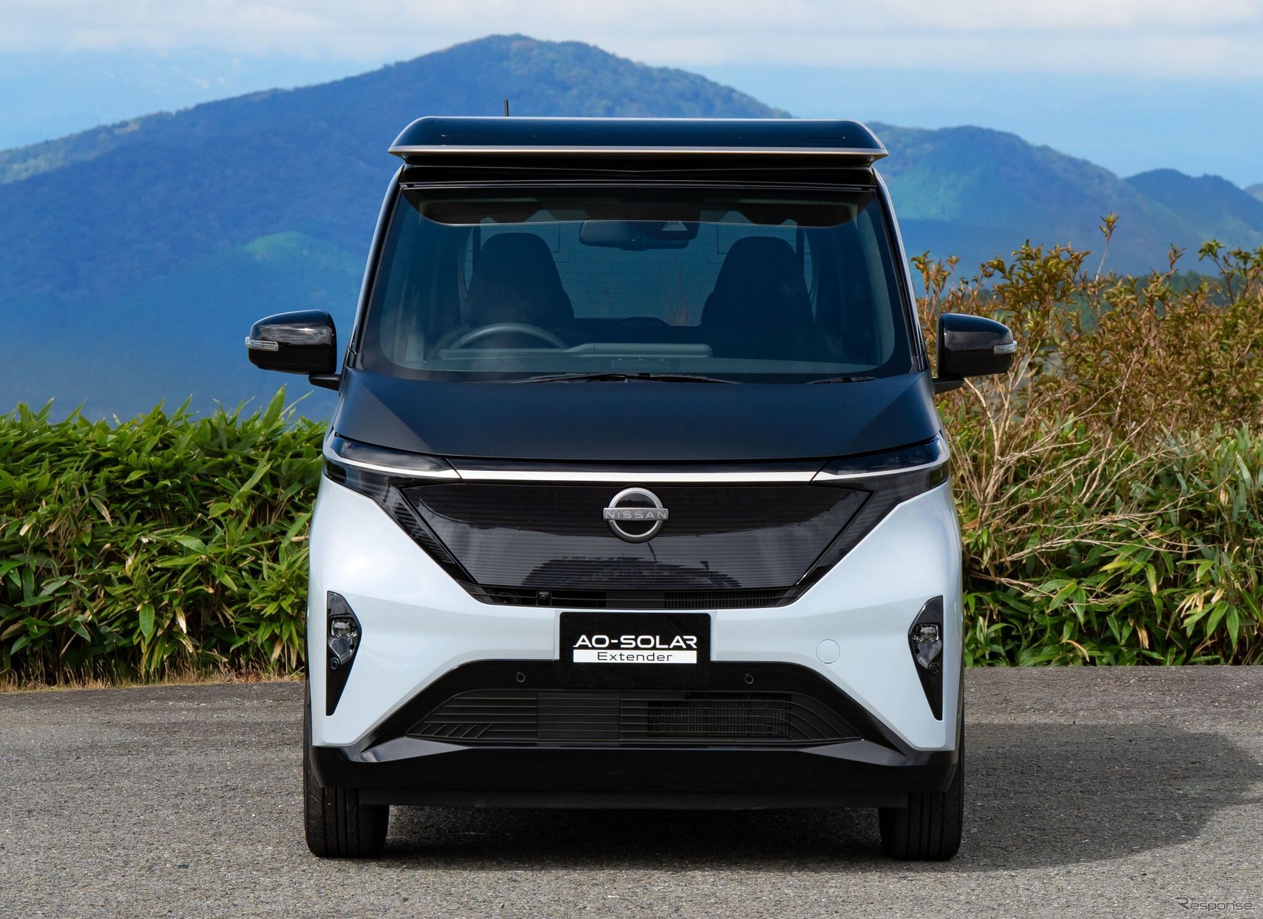日産サクラの電動スライド式ソーラーシステム「Ao-Solar Extender（あおぞら エクステンダー）」搭載プロトタイプ