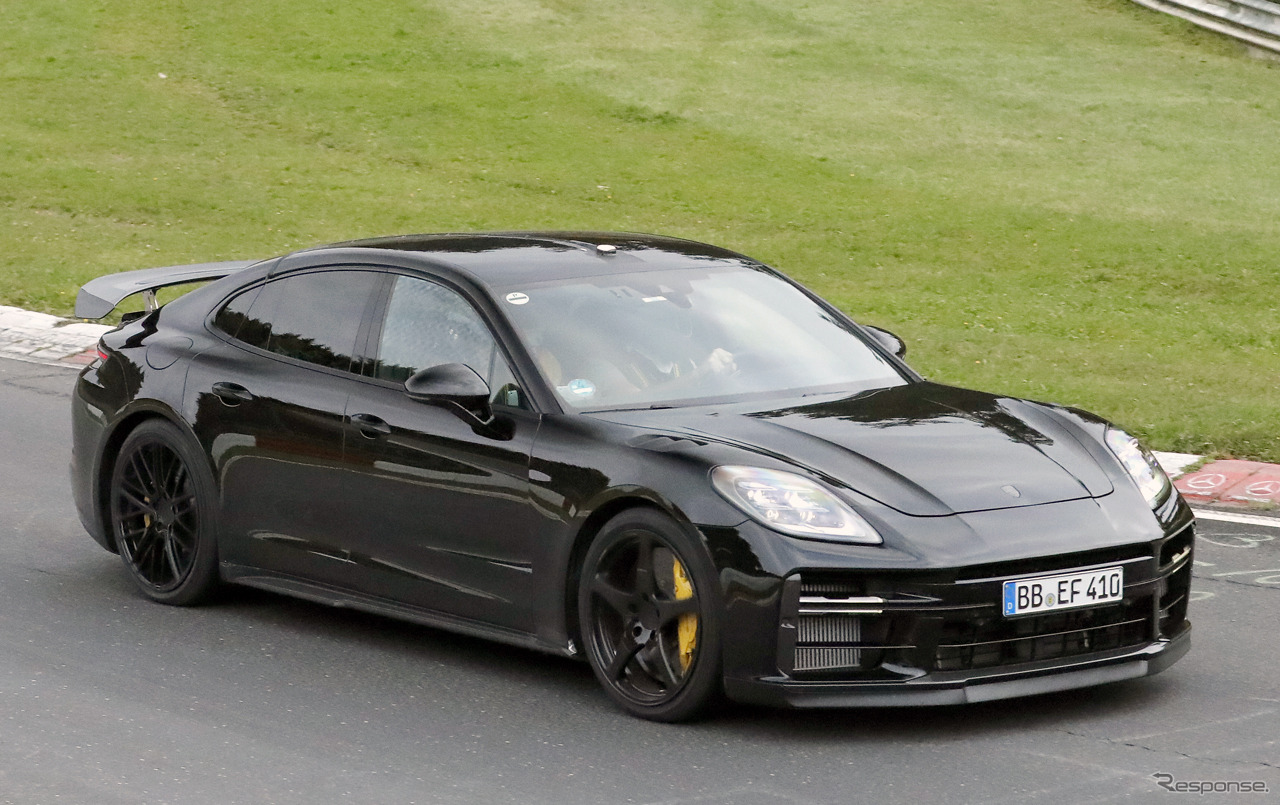 ポルシェ パナメーラ ターボGT 市販型のプロトタイプ