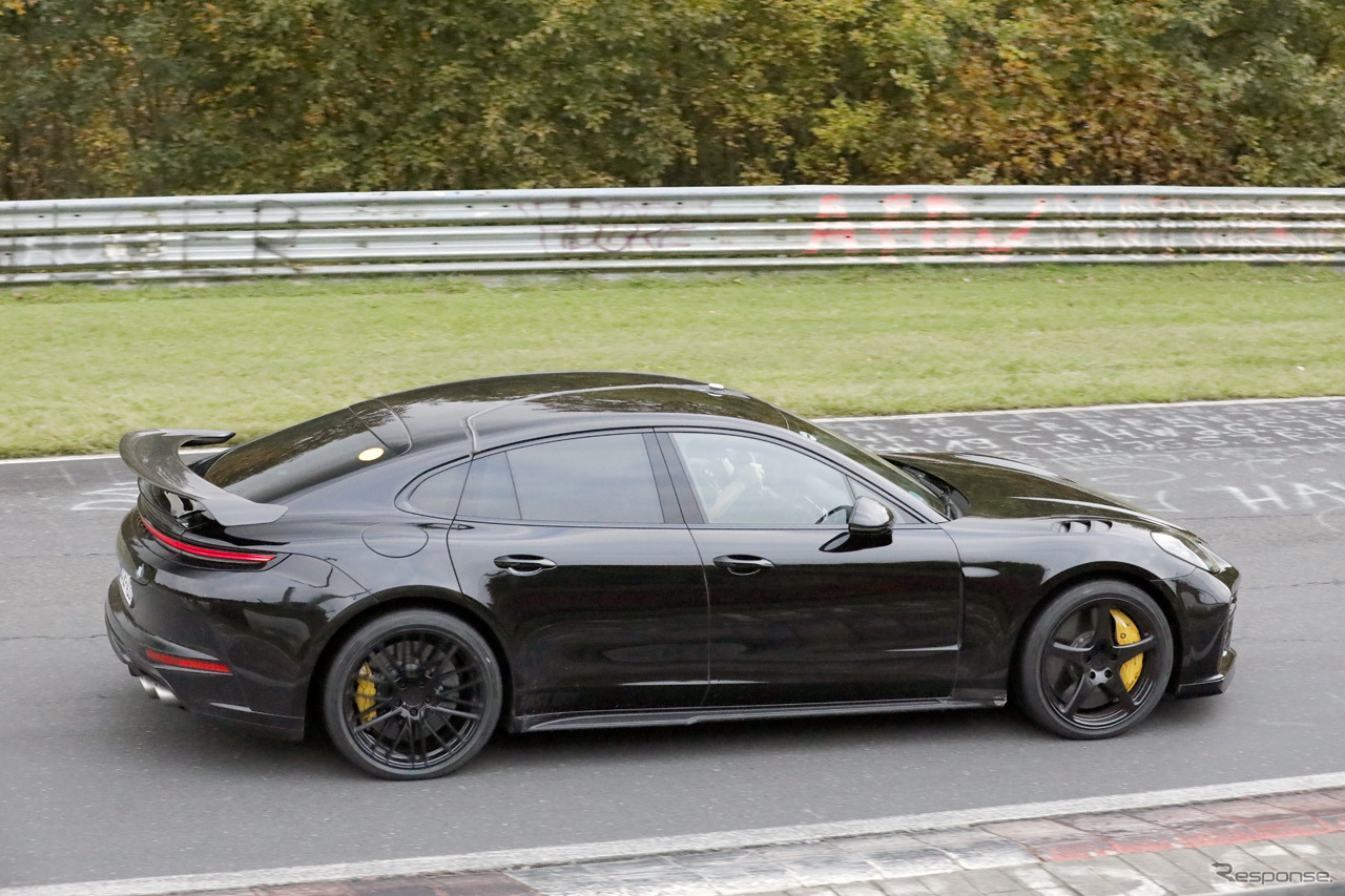ポルシェ パナメーラ ターボGT 市販型のプロトタイプ
