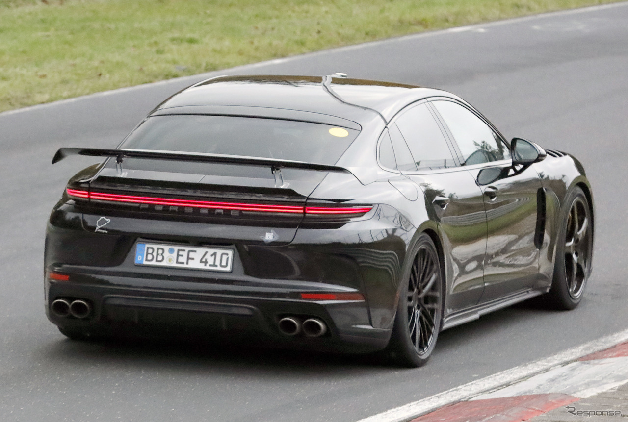 ポルシェ パナメーラ ターボGT 市販型のプロトタイプ