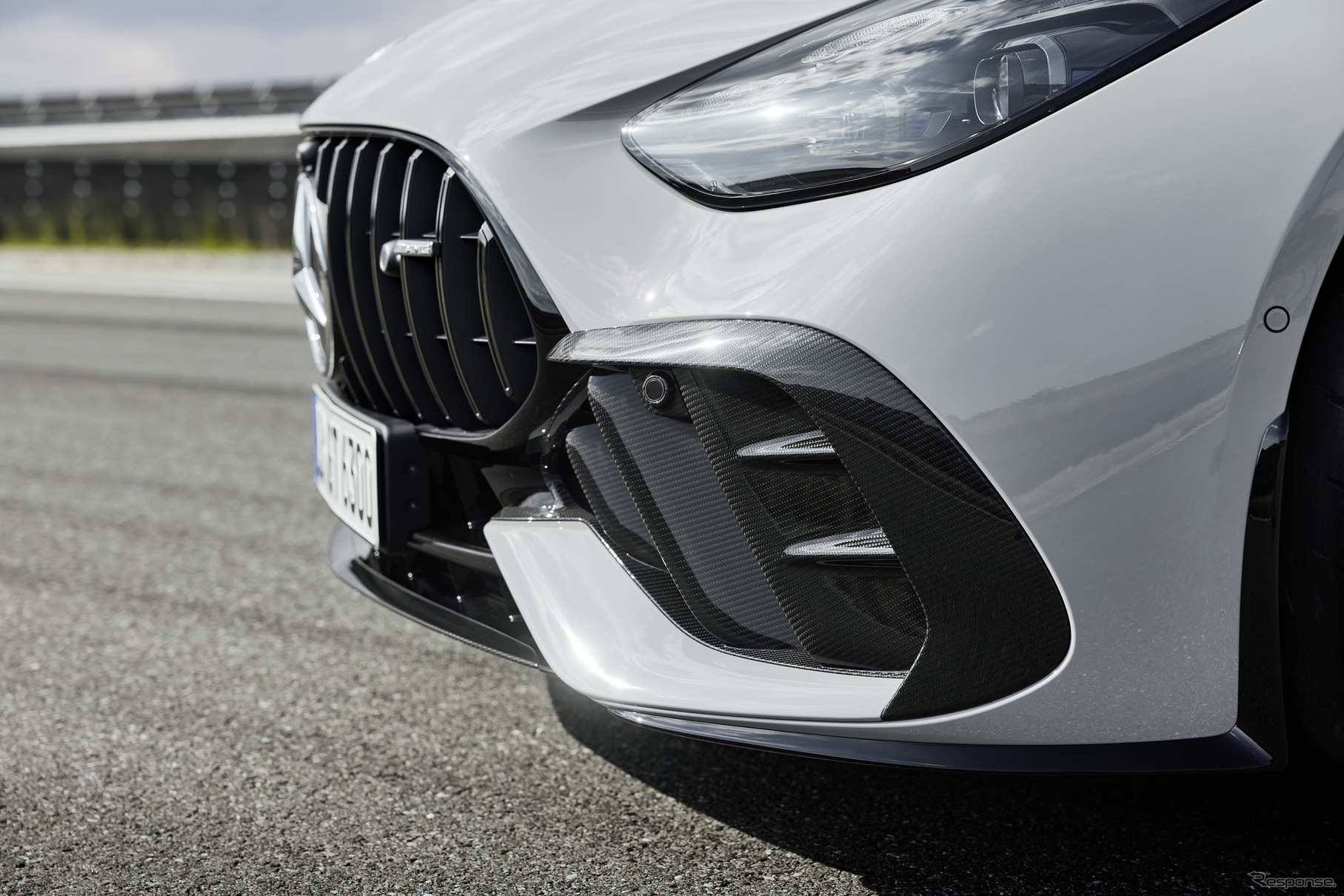 メルセデスAMG『GT 63 PRO 4MATIC+クーペ』