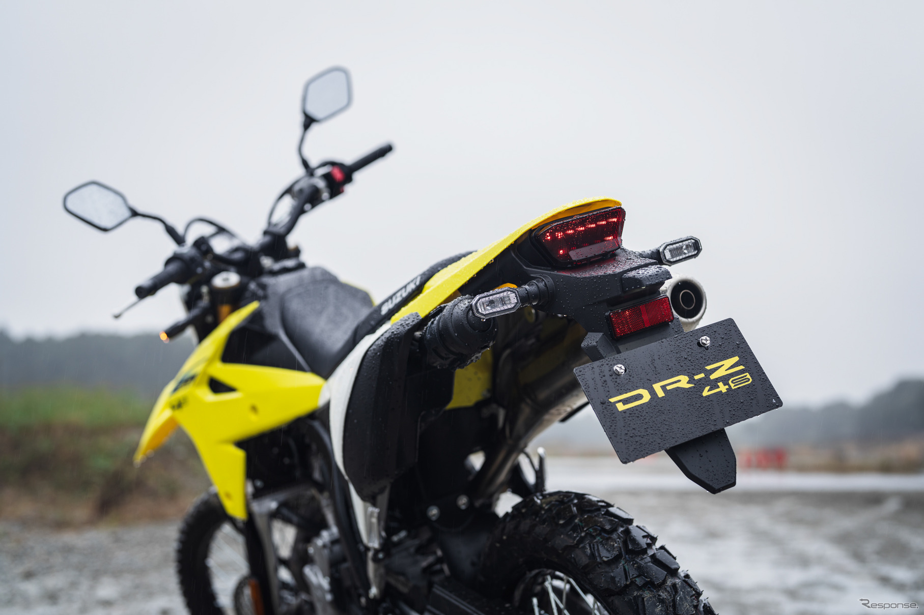 スズキ DR-Z4S