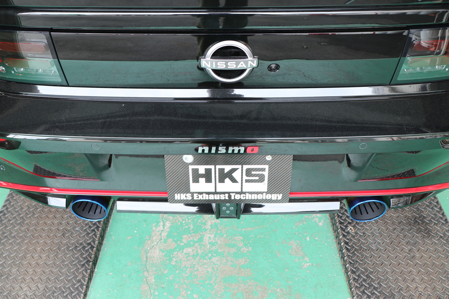 HKSの『フェアレディZ NISMO』用「スーパーターボマフラー」
