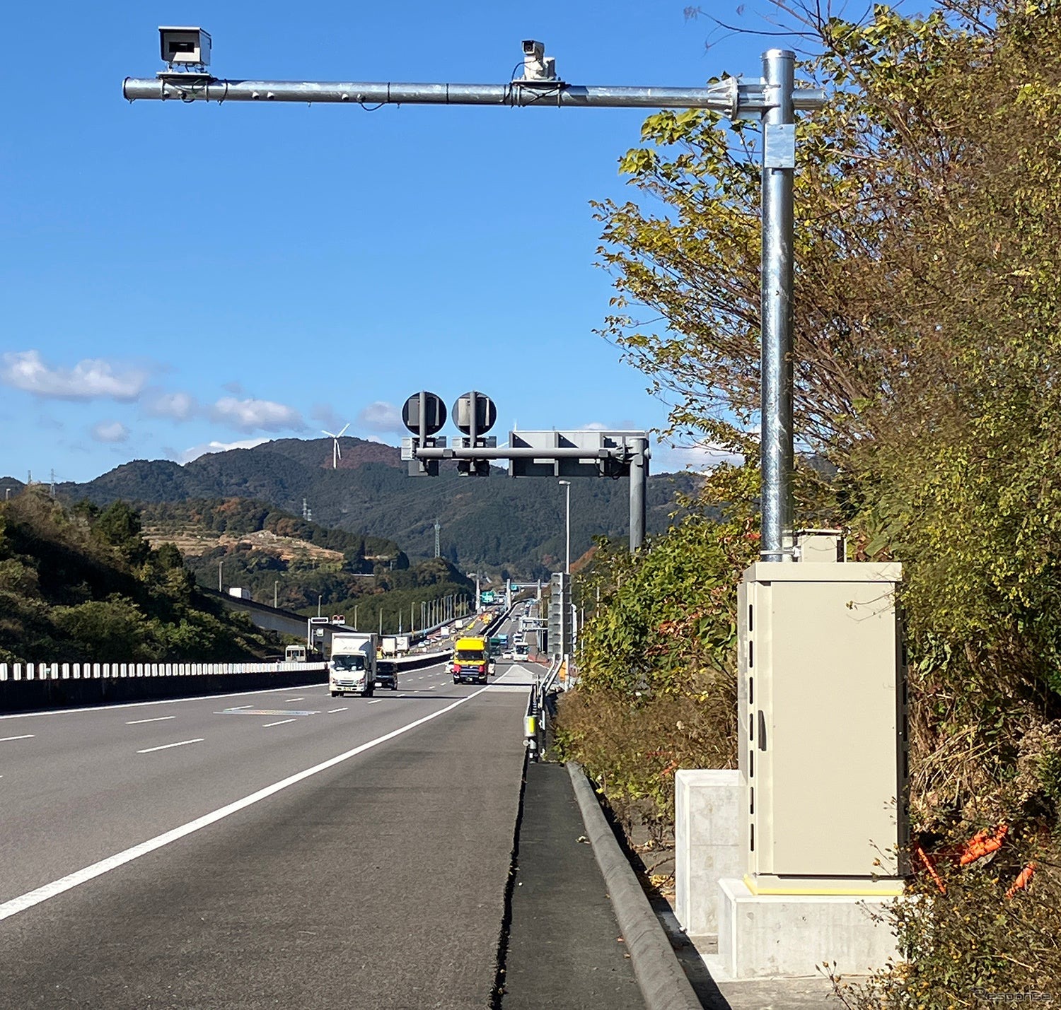 合流支援システム（車両検知センサー）