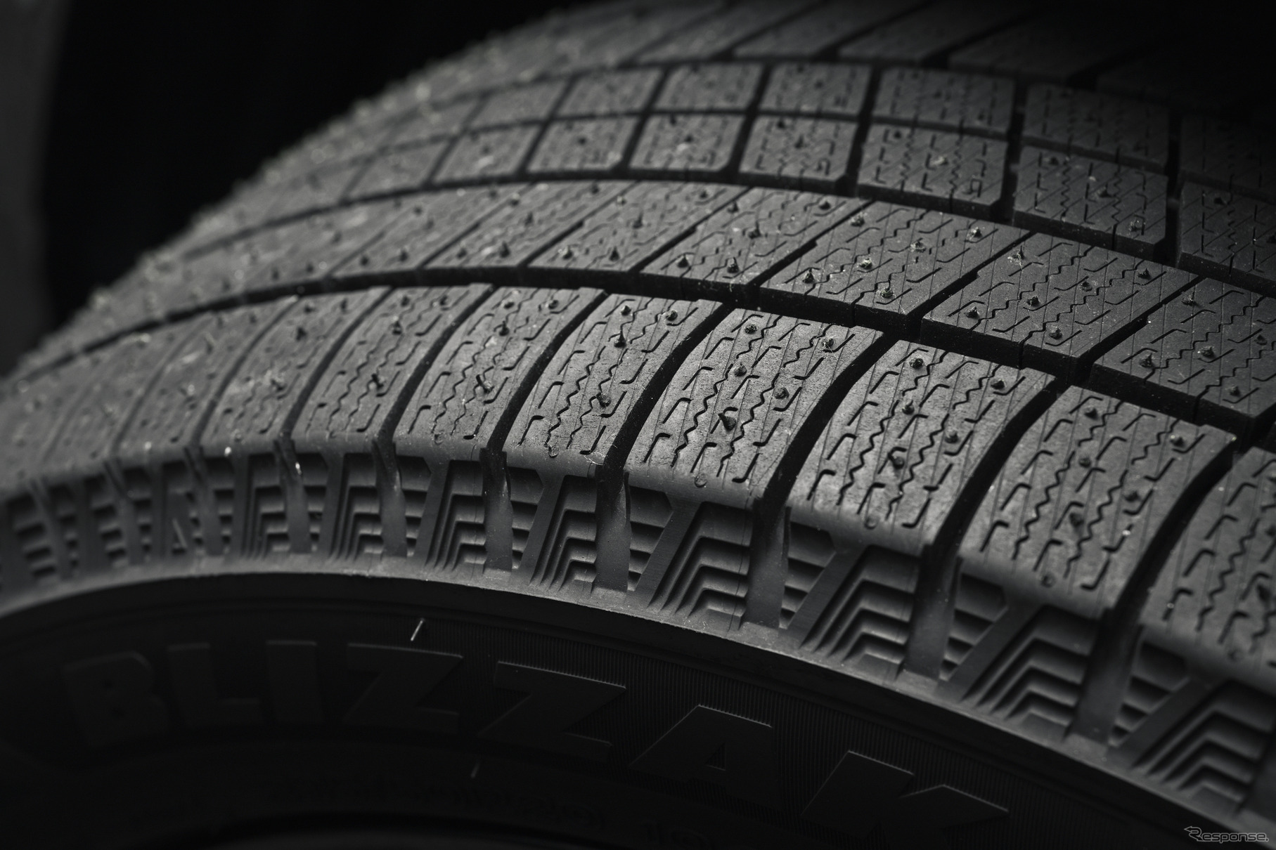 ブリヂストン『ブリザック WZ-1』