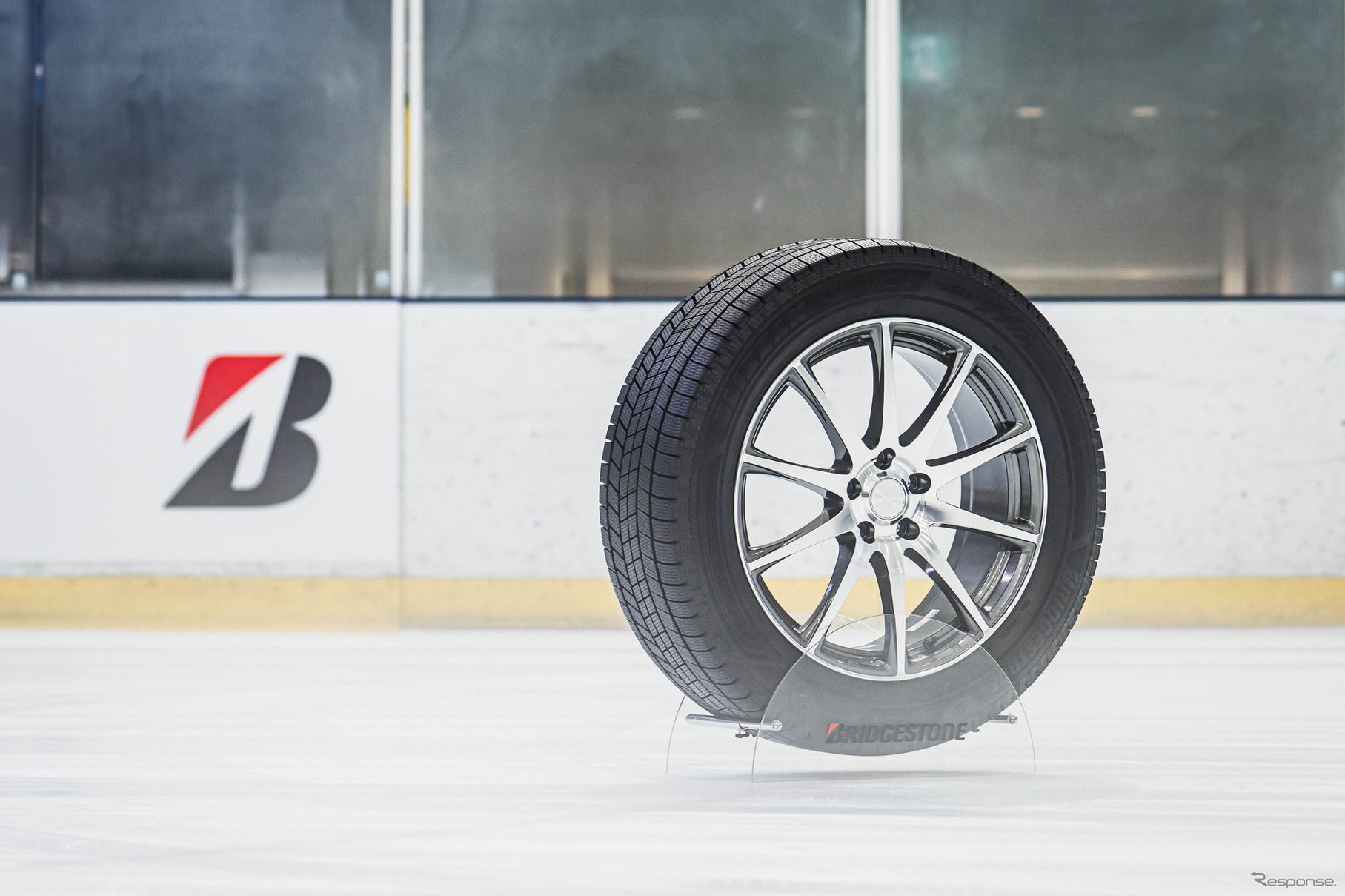 ブリヂストン『ブリザック WZ-1』