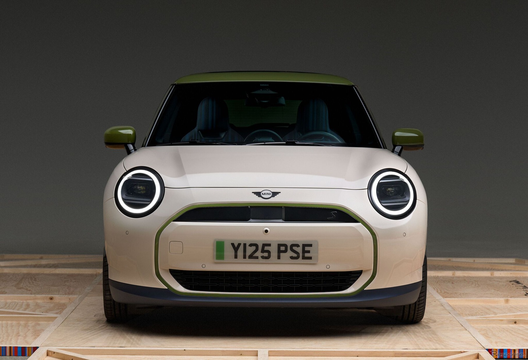 MINI Cooper SE Paul Smith Edition