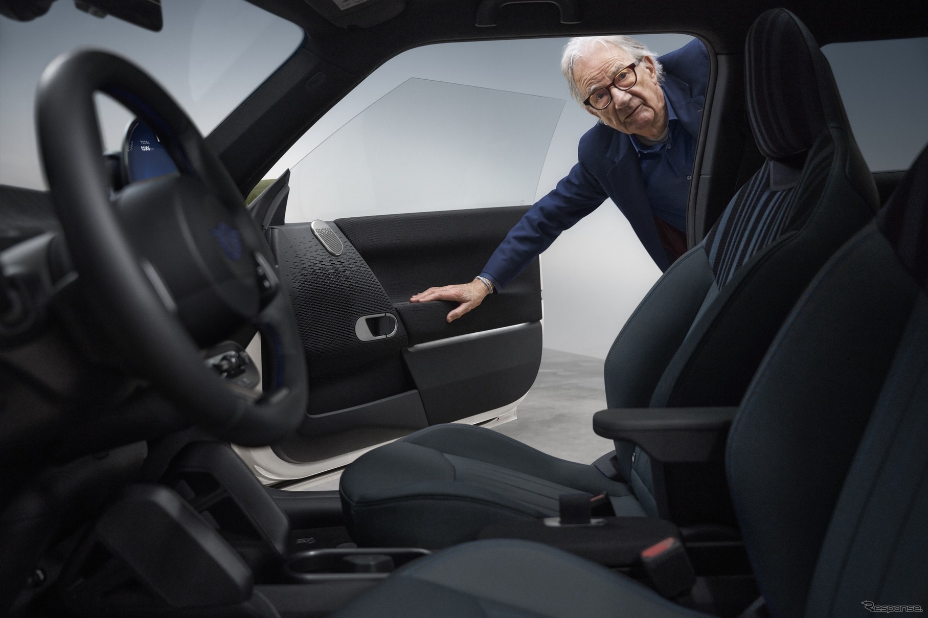 MINI Cooper SE Paul Smith Edition