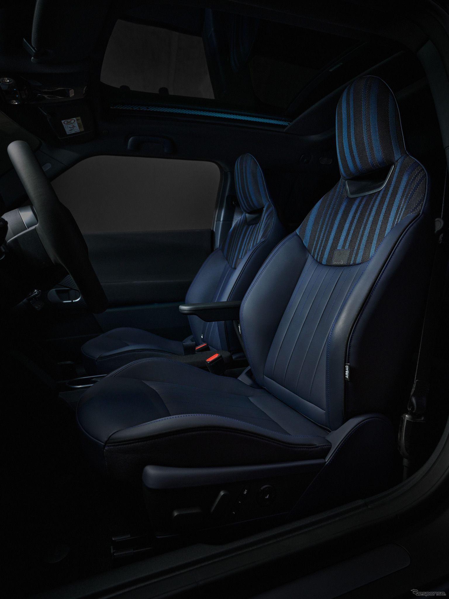 MINI Cooper SE Paul Smith Edition