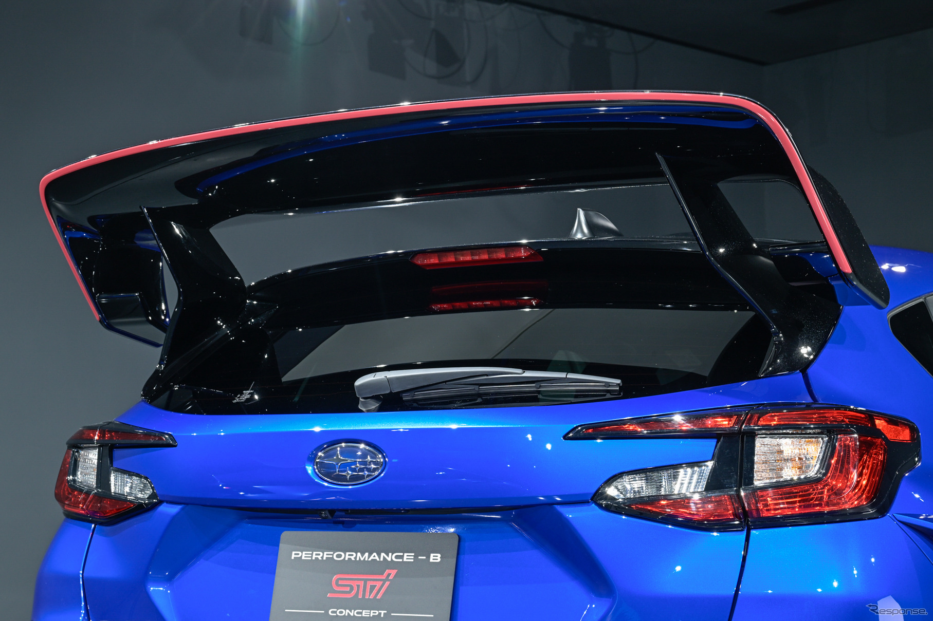 スバル パフォーマンスB STIコンセプト