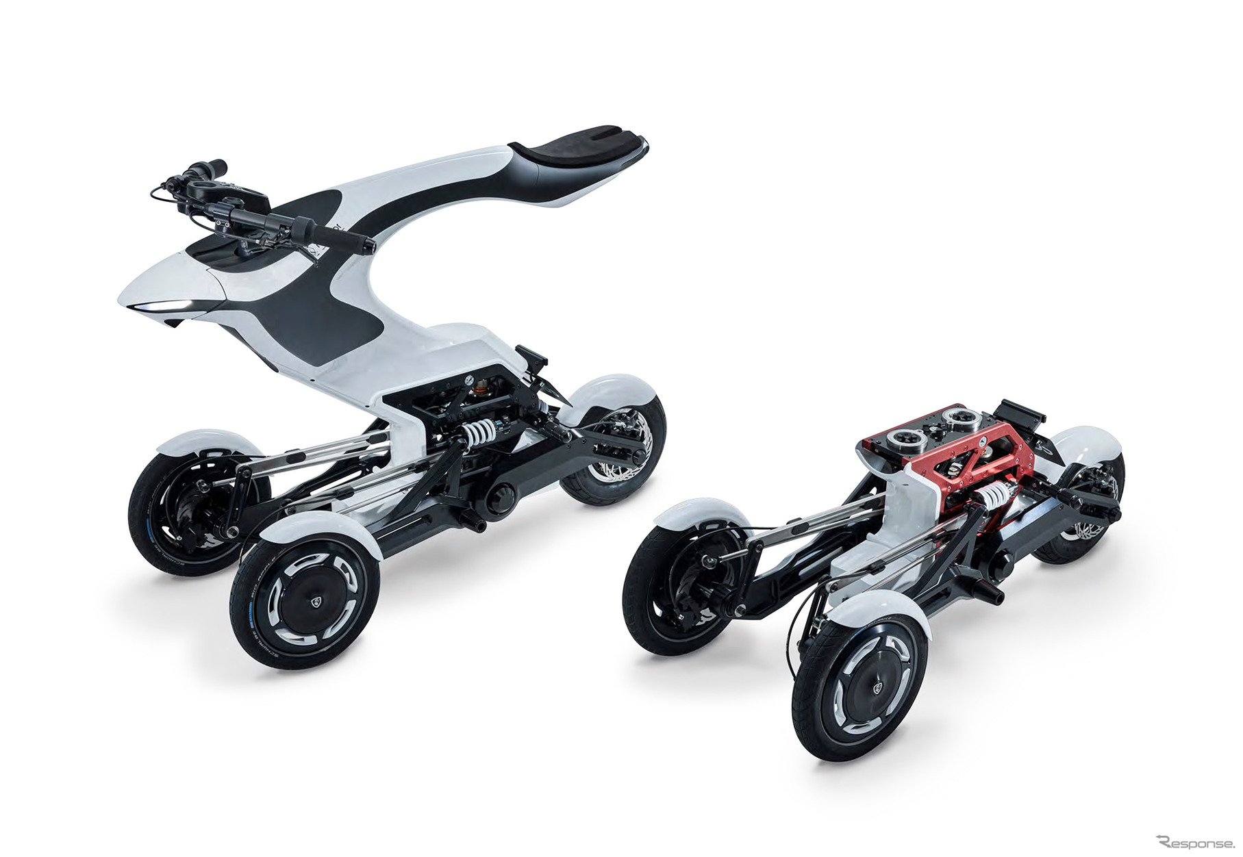 F1ドライバー角田裕毅モデルの3輪電動バイク「Sparrow Tsunoda Edition」初公開…ジャパンモビリティショー2025