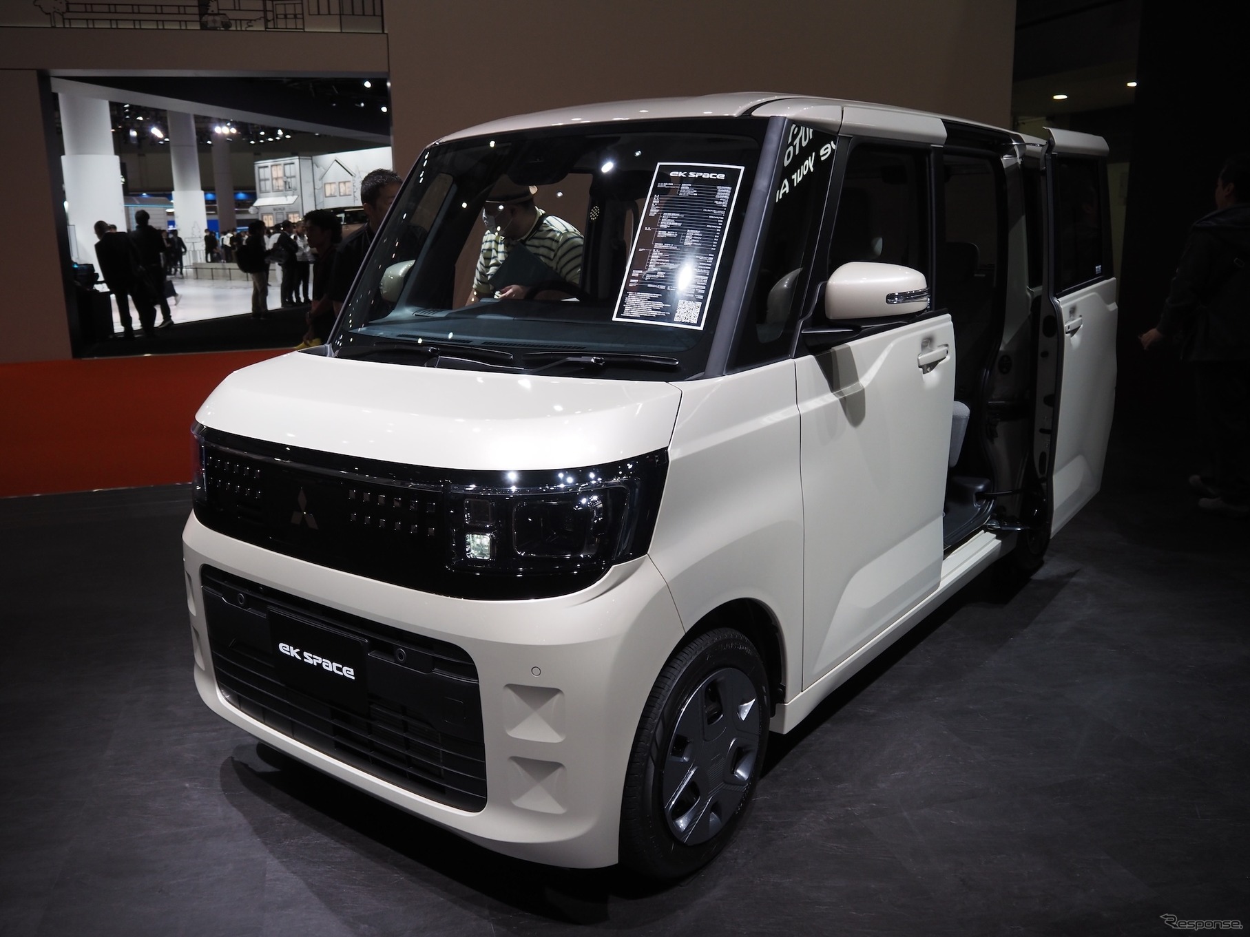 三菱 eKスペース 新型（Gグレード、ジャパンモビリティショー2025）
