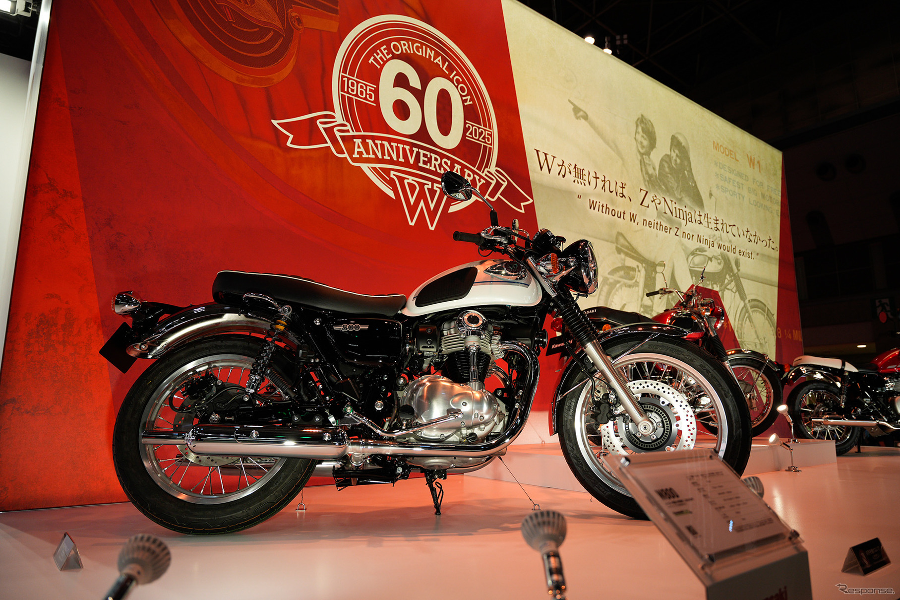 カワサキ「W」ブランド60周年記念展示の『W800』（ジャパンモビリティショー2025）