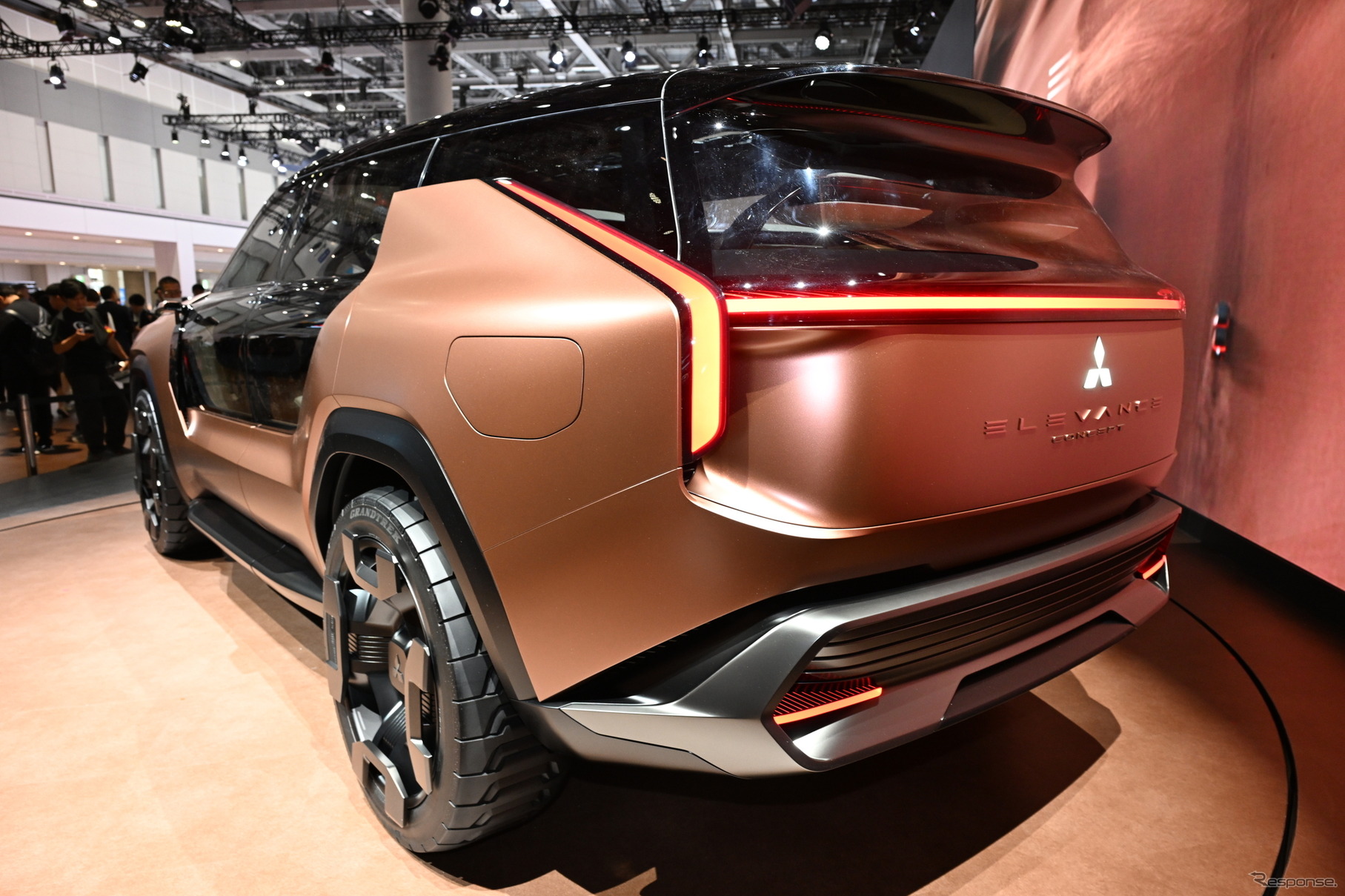 三菱 エレバンス コンセプト（ジャパンモビリティショー2025）